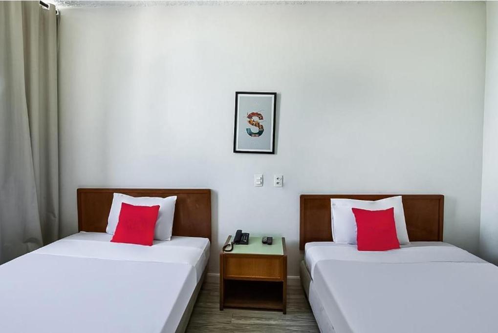 Hotel Interamericana Bagian luar foto