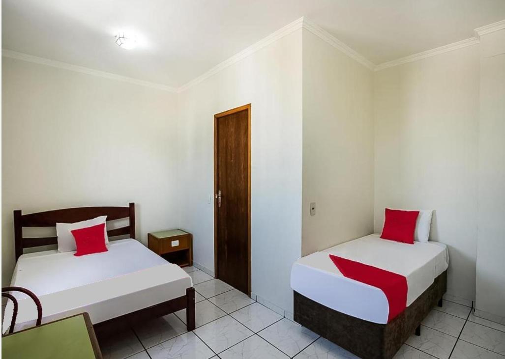 Hotel Interamericana Bagian luar foto